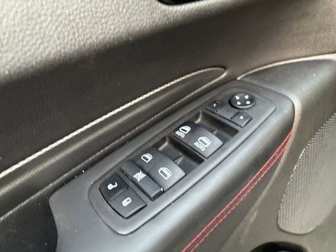 Used 2024 Dodge Durango GT image 13