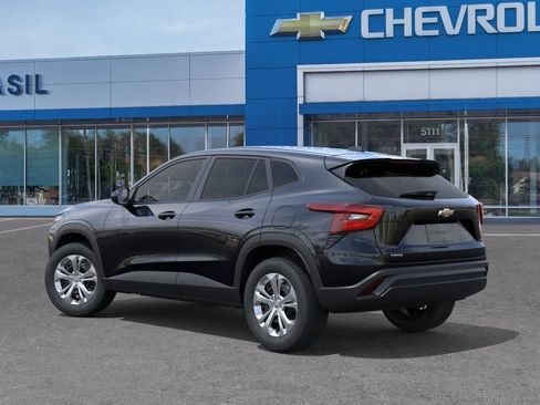 New 2026 Chevrolet Trax LS FWD image 3