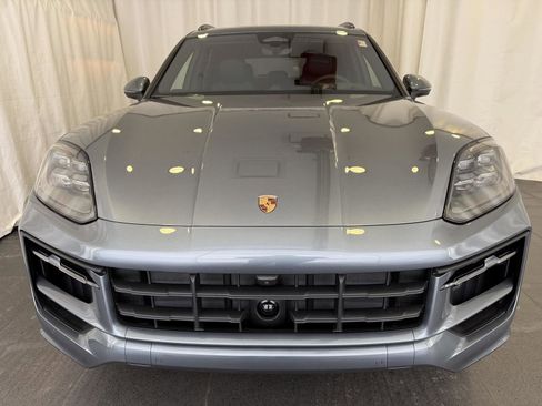 New 2026 Porsche Cayenne S image 6