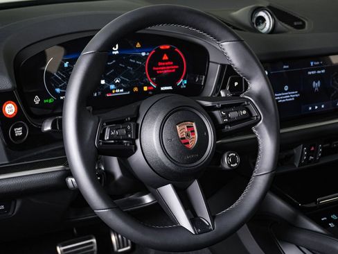 New 2026 Porsche Cayenne S AWD/4WD image 18