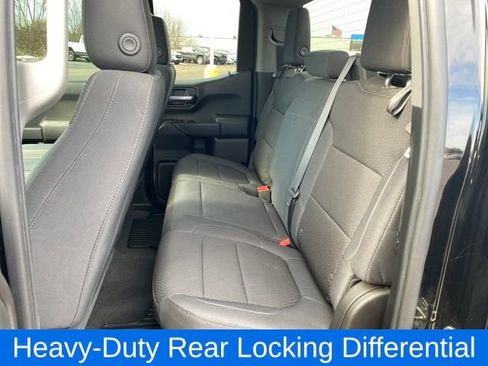 Certified 2019 Chevrolet Silverado 1500 Custom Trail Boss w/ Custom Convenience Package image 15