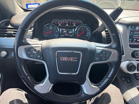 Used 2019 GMC Yukon XL SLT w/ Open Road Package AWD/4WD image 7