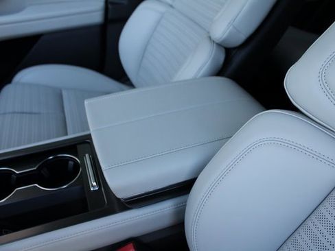 New 2026 Lincoln Nautilus Reserve image 37