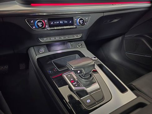 Used 2023 Audi Q5 2.0T Prestige w/ Prestige Package image 30