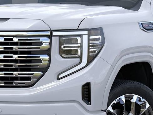 New 2026 GMC Sierra 1500 Denali w/ Denali Reserve Package AWD/4WD image 10