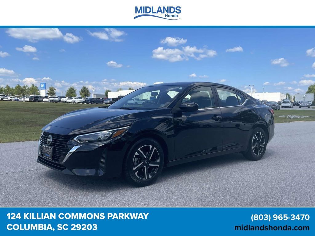 Used 2025 Nissan Sentra SV FWD image 3