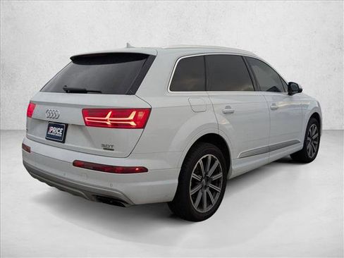 Used 2017 Audi Q7 3.0T Premium Plus image 5