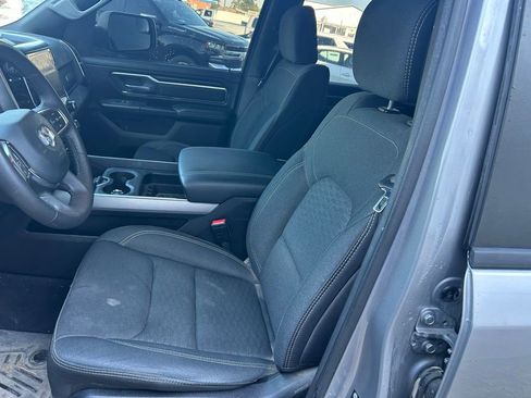 Used 2025 RAM 1500 Big Horn AWD/4WD image 10