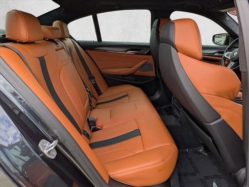 Used 2020 BMW M5 image 19