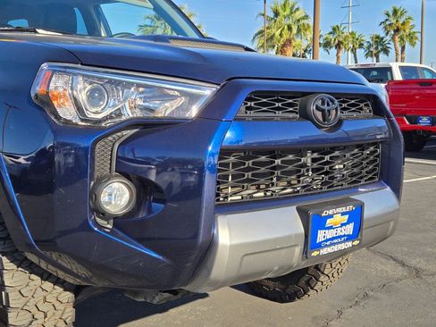 Used 2019 Toyota 4Runner TRD Off-Road Premium AWD/4WD image 8