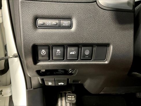 Used 2021 Nissan Murano SL w/ SL Moonroof Package image 24