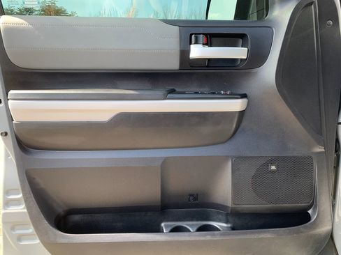 Used 2020 Toyota Tundra Limited w/ Limited Premium Package image 11