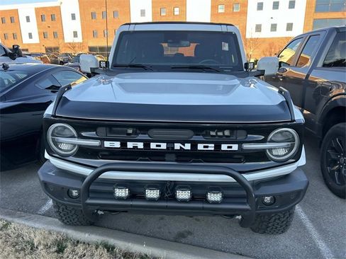 Certified 2021 Ford Bronco Outer Banks image 2