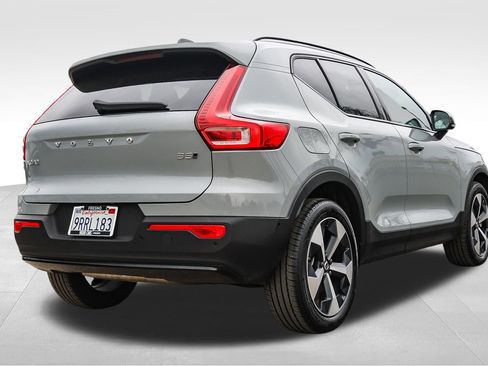 Used 2026 Volvo XC40 B5 Plus w/ Protection Package Premier image 6
