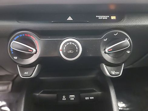 Used 2018 Kia Rio LX FWD image 28
