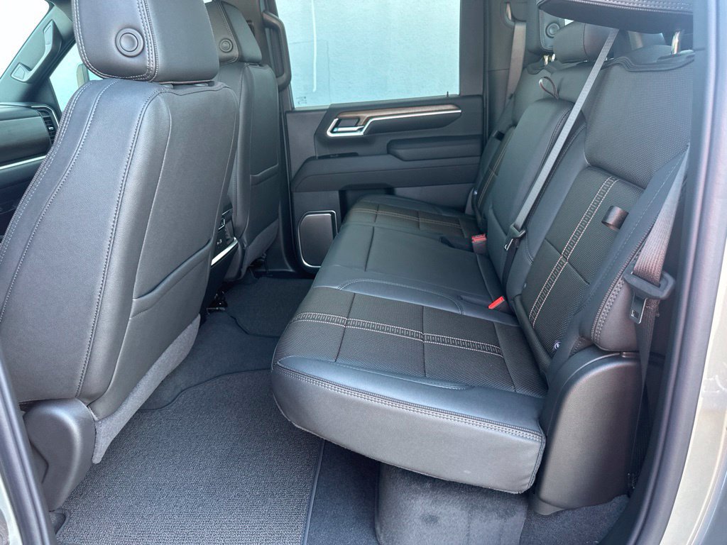 New 2026 Chevrolet Silverado 2500 High Country w/ Technology Package AWD/4WD image 28