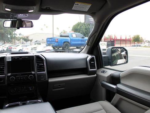 Used 2018 Ford F150 XLT image 17