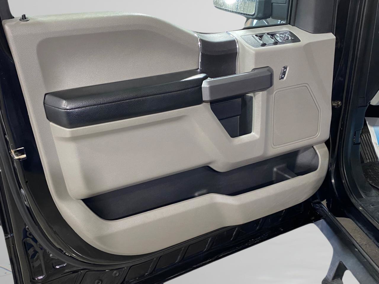 Used 2019 Ford F150 XLT w/ Equipment Group 301A Mid AWD/4WD image 13