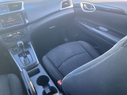 Used 2019 Nissan Sentra SV image 17