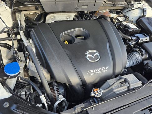 Used 2018 MAZDA CX-5 Touring image 16
