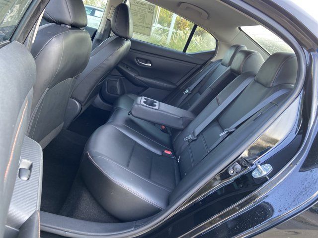 Used 2020 Nissan Sentra SR w/ Premium Package FWD image 16