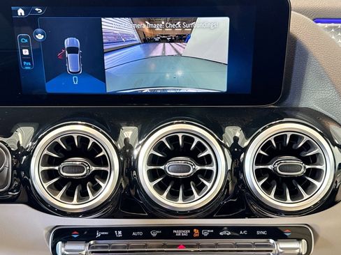 Certified 2025 Mercedes-Benz GLA 250 image 14