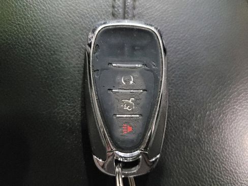 Used 2018 Chevrolet Malibu LT FWD image 32