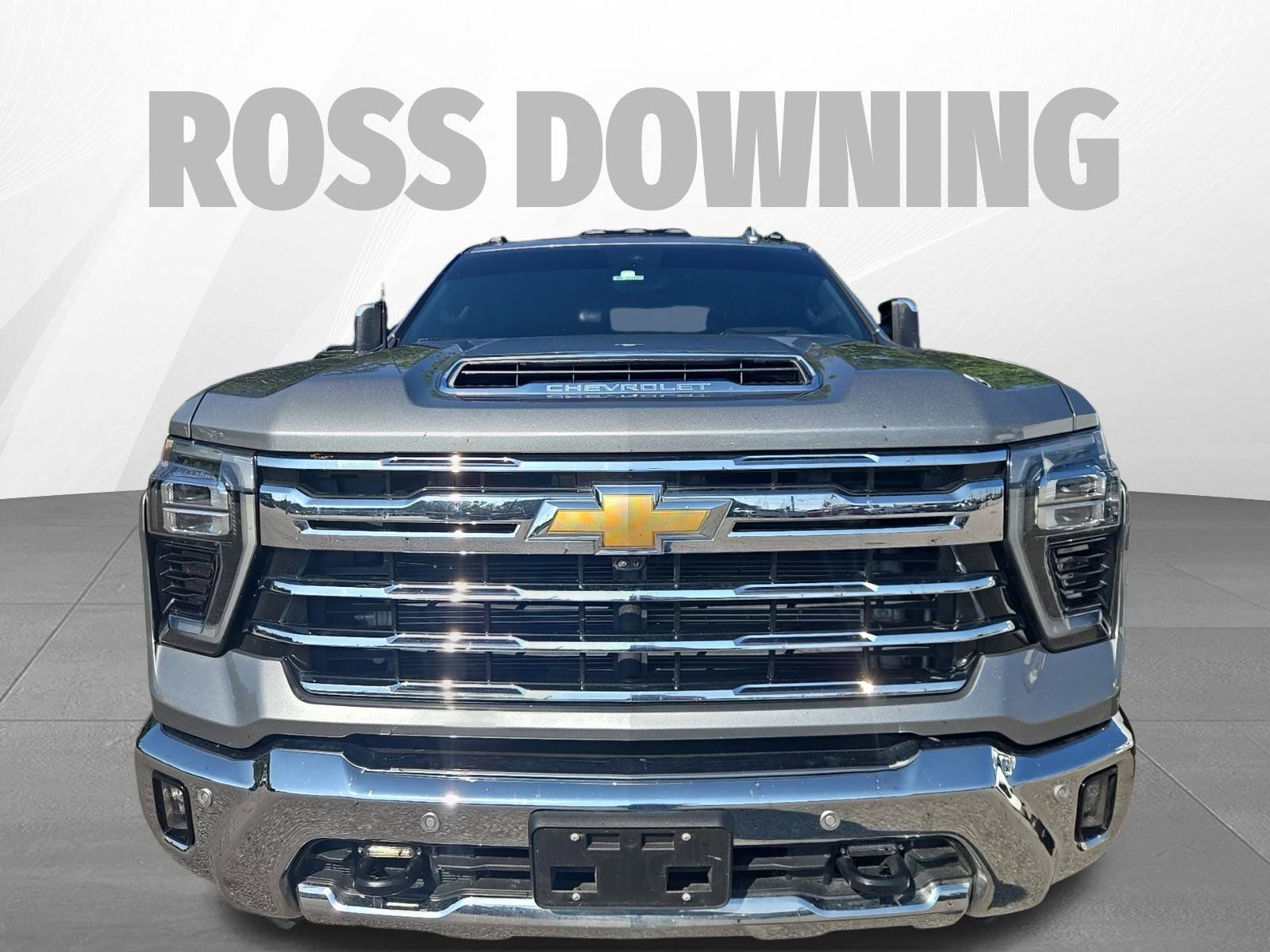 Used 2024 Chevrolet Silverado 2500 LTZ w/ LTZ Premium Package AWD/4WD image 2
