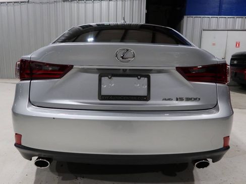 Used 2016 Lexus IS 300 AWD w/ Navigation System Package image 4
