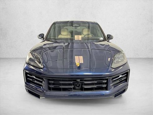 Used 2026 Porsche Cayenne AWD/4WD image 6