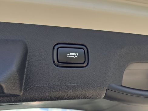 New 2026 Kia Sportage EX FWD image 11