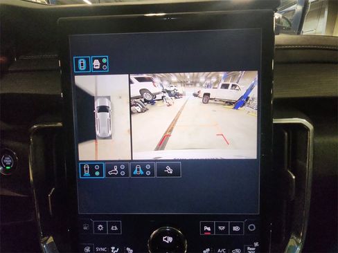 Certified 2025 GMC Acadia Elevation image 18