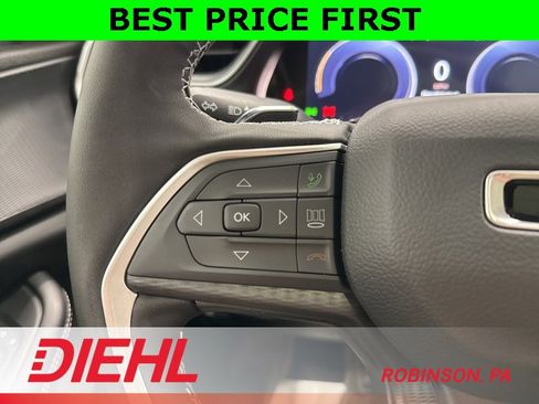 New 2025 Jeep Grand Cherokee L Laredo w/ Luxury Tech Group I image 27