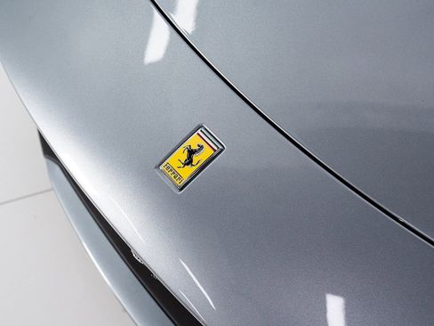 Used 2022 Ferrari Roma image 34