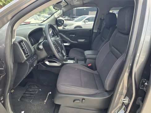 Used 2022 Nissan Frontier SV RWD image 14