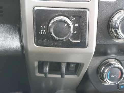 Used 2019 Ford F350 Lariat image 28