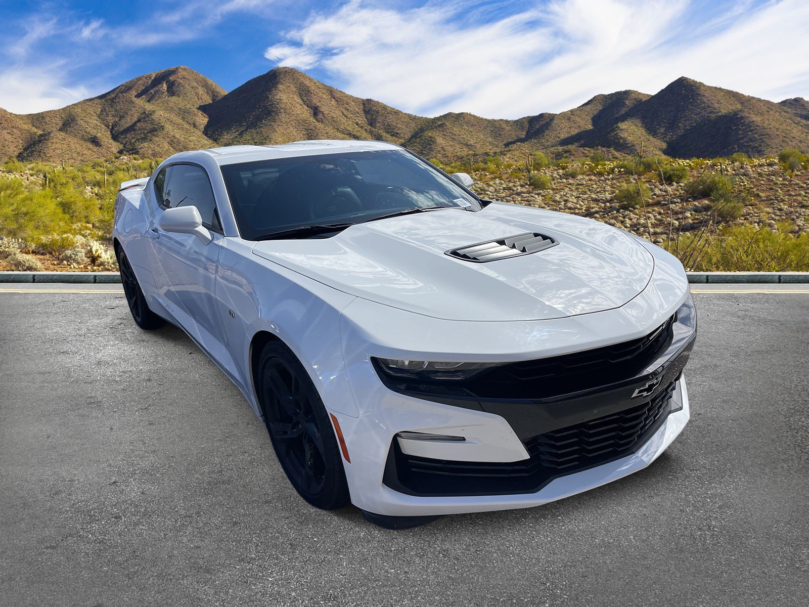 Used 2019 Chevrolet Camaro SS RWD image 3