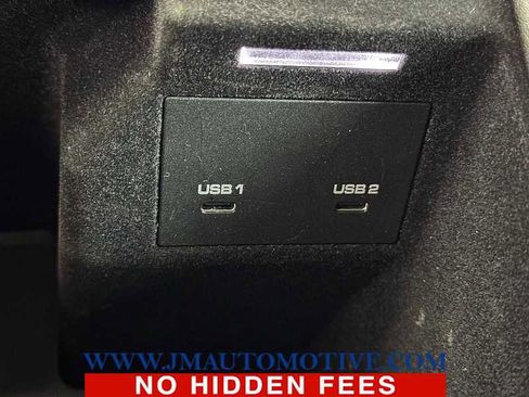 Used 2021 Porsche Cayenne image 38