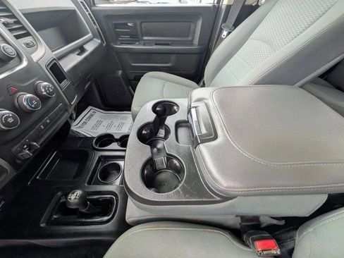 Used 2016 RAM 2500 Tradesman w/ Chrome Appearance Group image 16