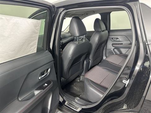 New 2025 Nissan Kicks SR w/ Illumination Package image 17