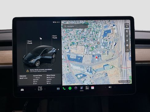 Used 2024 Tesla Model Y Long Range AWD/4WD image 12