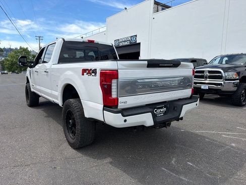 Used 2017 Ford F350 Platinum w/ Platinum Ultimate Package AWD/4WD image 3