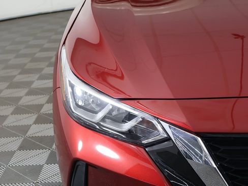 Used 2021 Nissan Sentra SV w/ SV Premium Package image 13