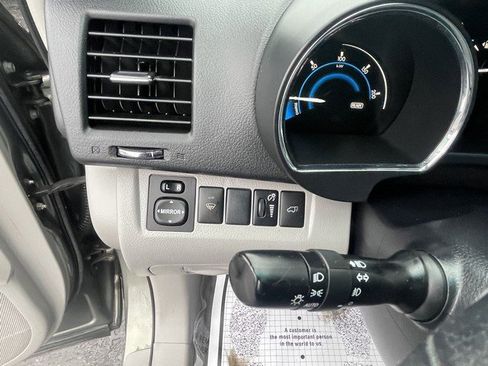 Used 2010 Toyota Highlander Limited image 15