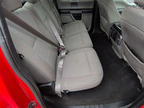 Used 2019 Ford F150 XLT w/ XTR Package image 28