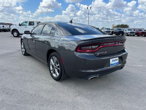 Used 2020 Dodge Charger SXT AWD/4WD image 3