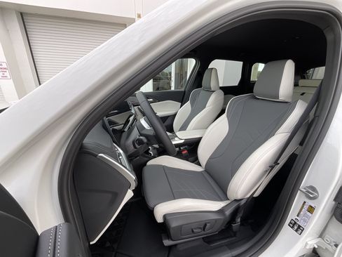 New 2026 BMW X1 xDrive28i AWD/4WD image 11