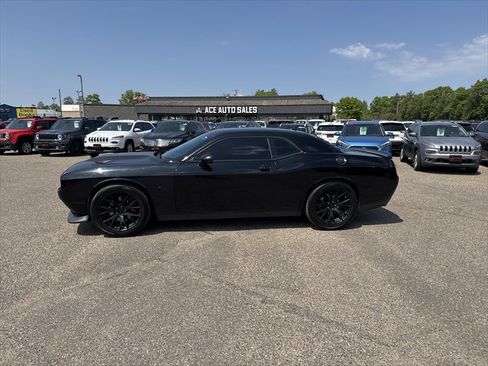 Used 2015 Dodge Challenger R/T Plus RWD image 6