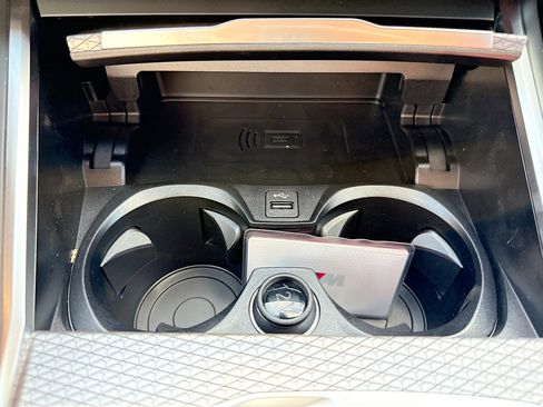 New 2026 BMW 330i Sedan w/ M Sport Package RWD image 32