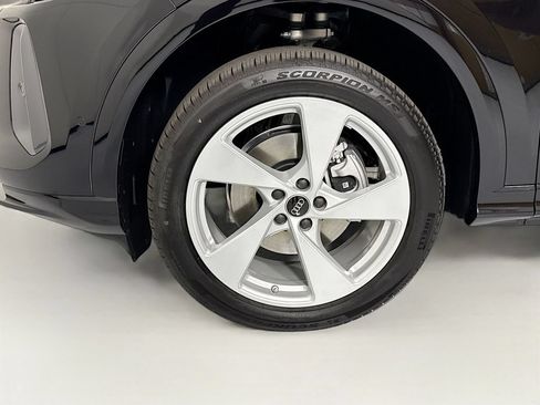 Used 2026 Audi Q5 Premium Plus AWD/4WD image 32